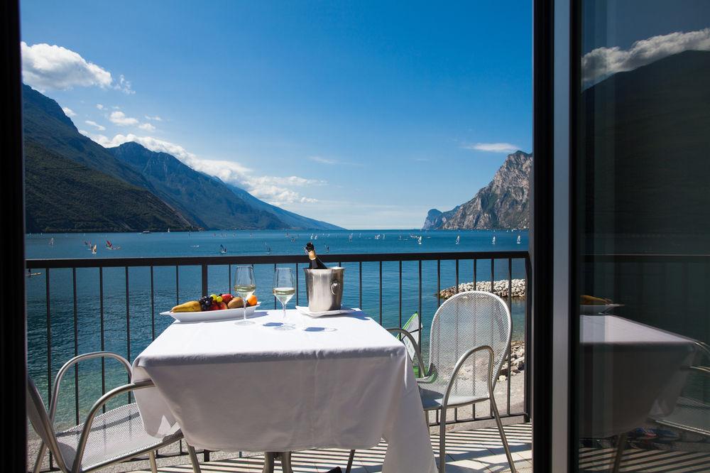 Hotel Lido Blu - Surf & Bike Torbole Sul Garda Extérieur photo