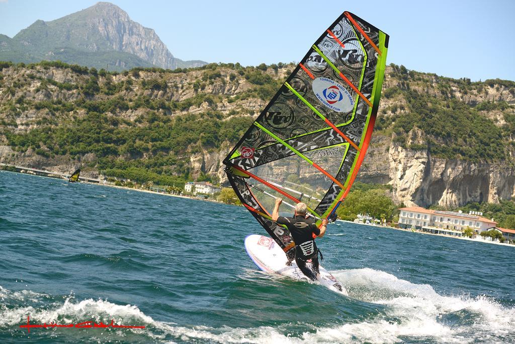 Hotel Lido Blu - Surf & Bike Torbole Sul Garda Extérieur photo