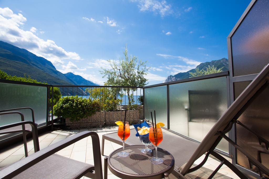 Hotel Lido Blu - Surf & Bike Torbole Sul Garda Extérieur photo